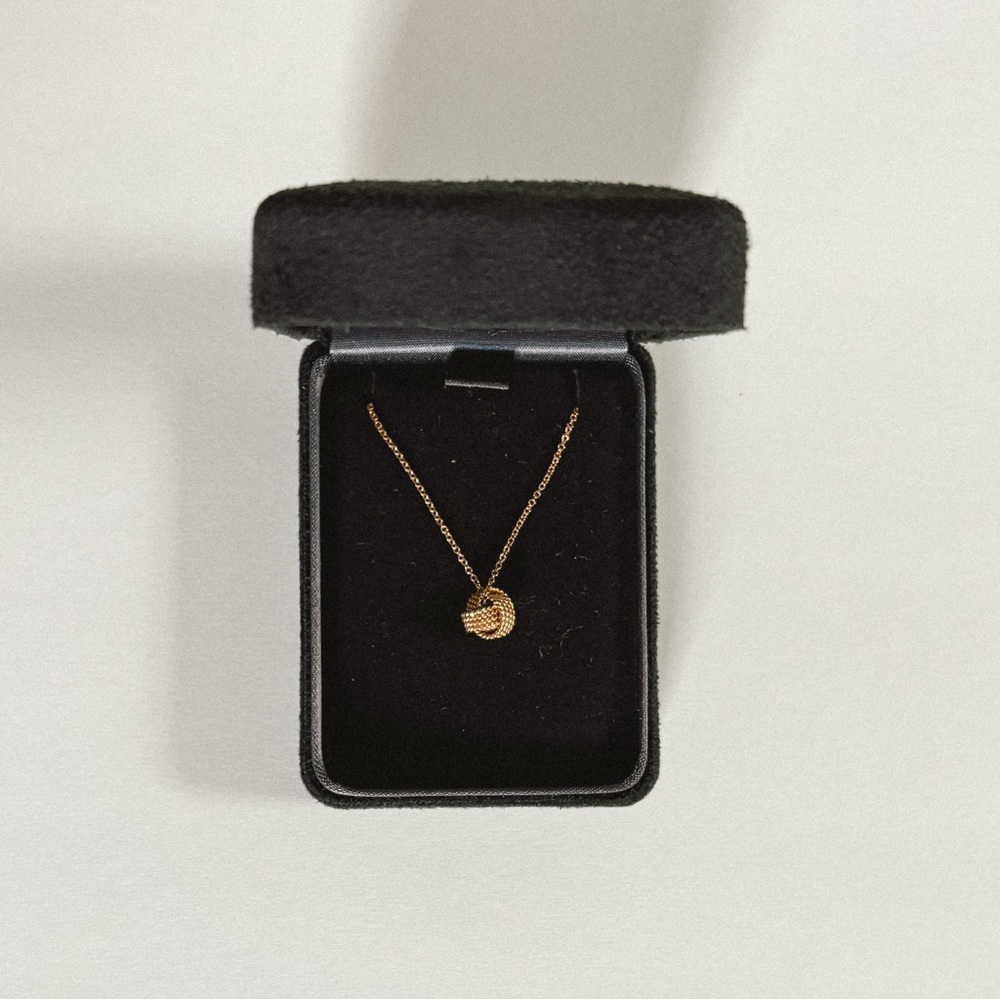 Tiffany & Co 18k Yellow Gold Twist Knot Necklace